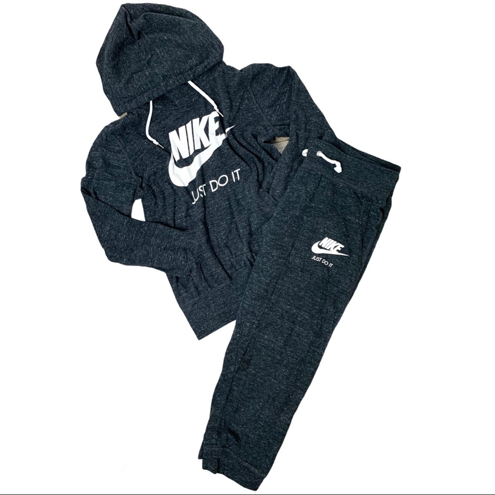 Nike Retro Gym Hoodie and Capri Jogger